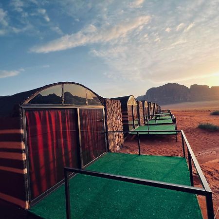 Wadi Rum Shooting Stars Camp Exterior foto