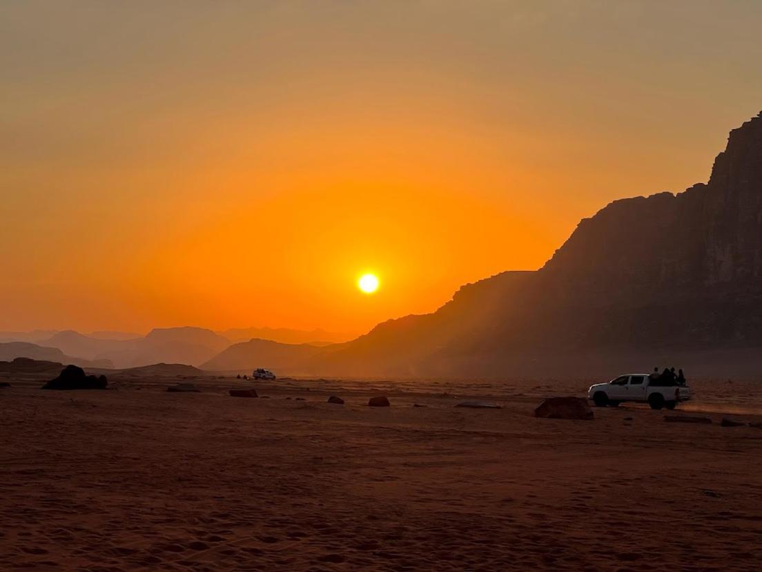 Wadi Rum Shooting Stars Camp Exterior foto